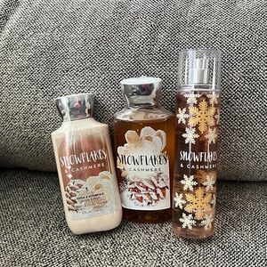 Bath and Body Works Snowflakes and Cashmere set